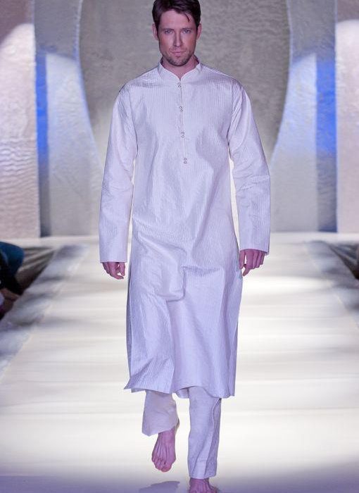 White Kurta Pyjama