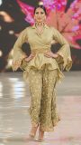 Bell sleved peplum top with embroidered sharara