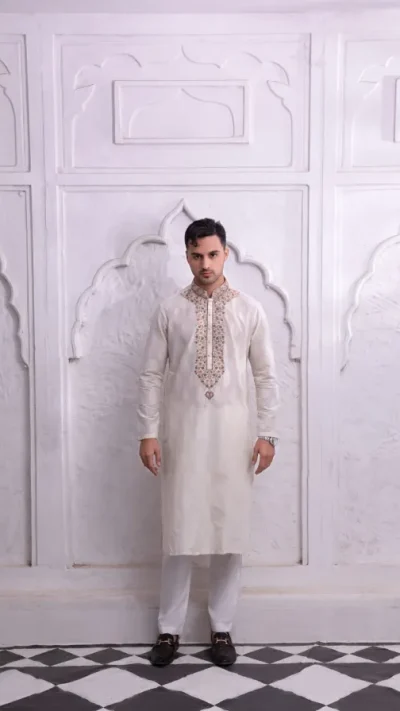 Stylish Off-White Kurta For Men