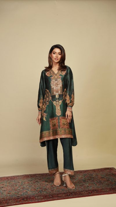 Luxurious Emerald Green Sheesha Silk Dress
