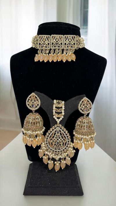 Necklace Set 2023