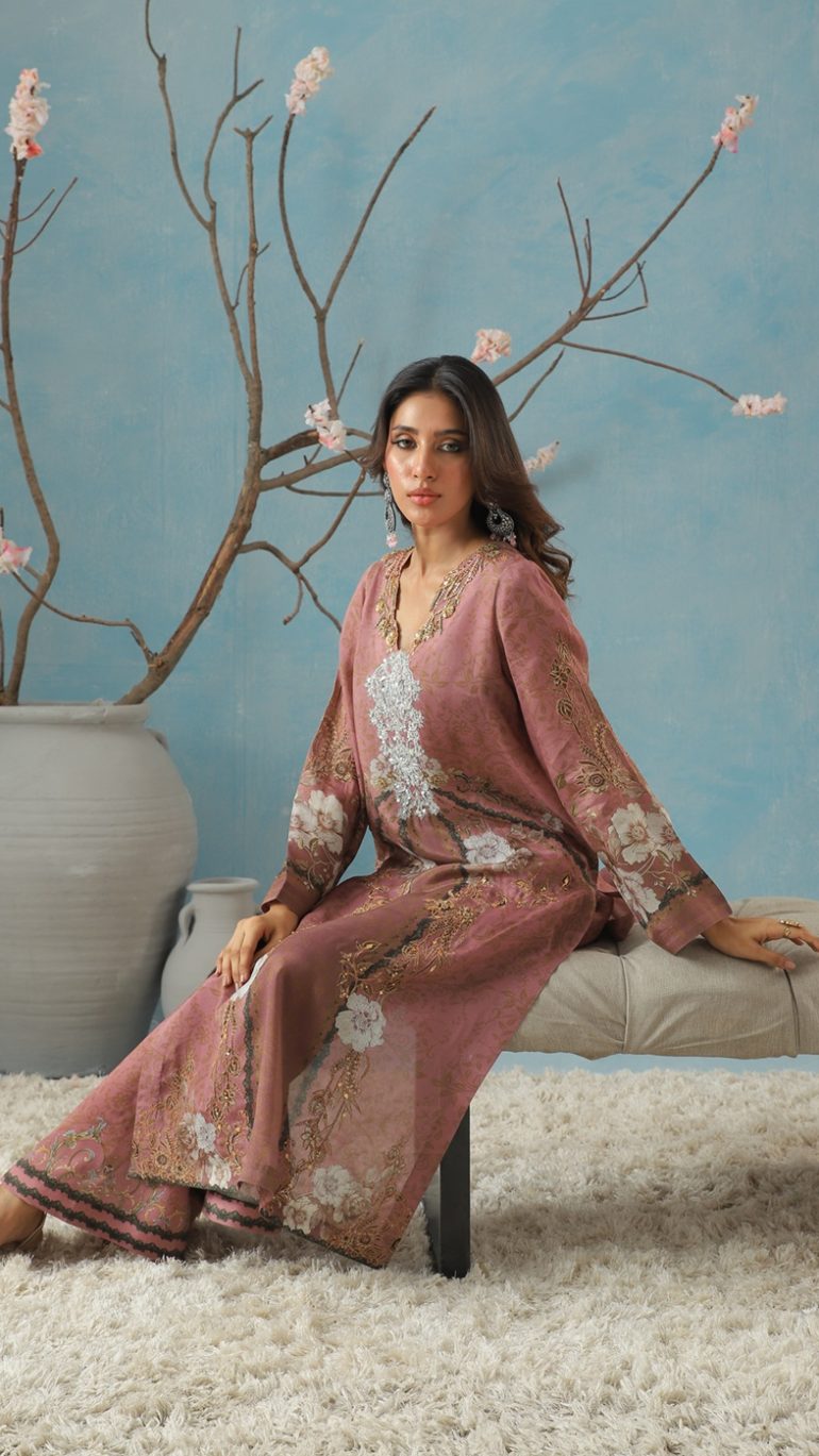 Long Shirt with Golden Zardozi Embroidery & Printed Pants
