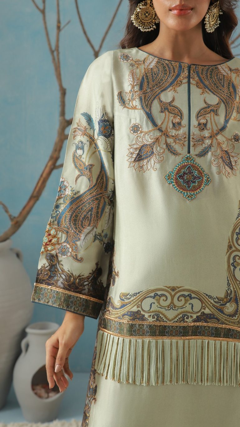 Paisley Print Kurta with Embellished Neckline
