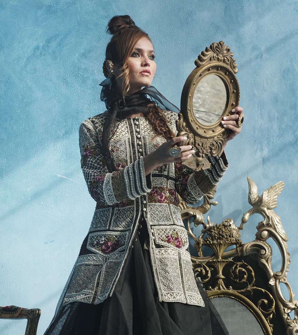 BLACK KATYOUR with Short and Bottom