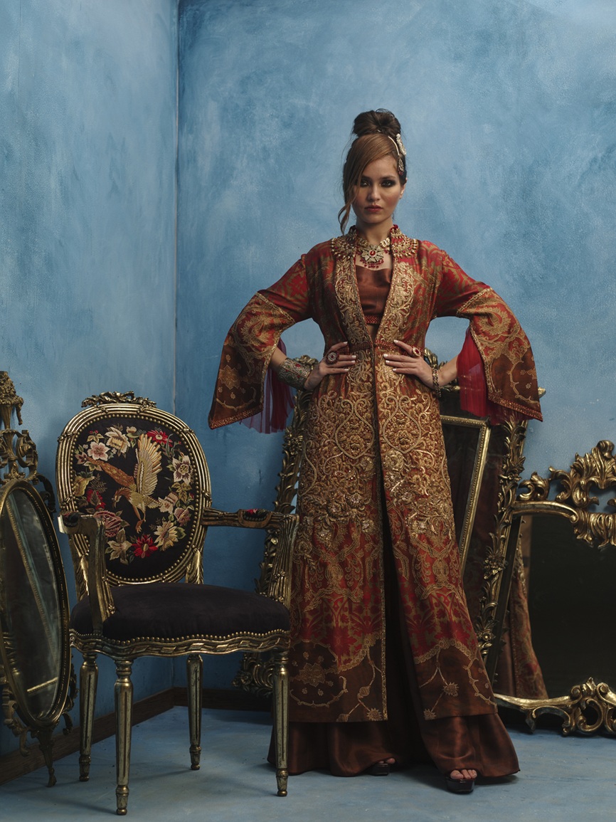 printed heavy luxury outfit